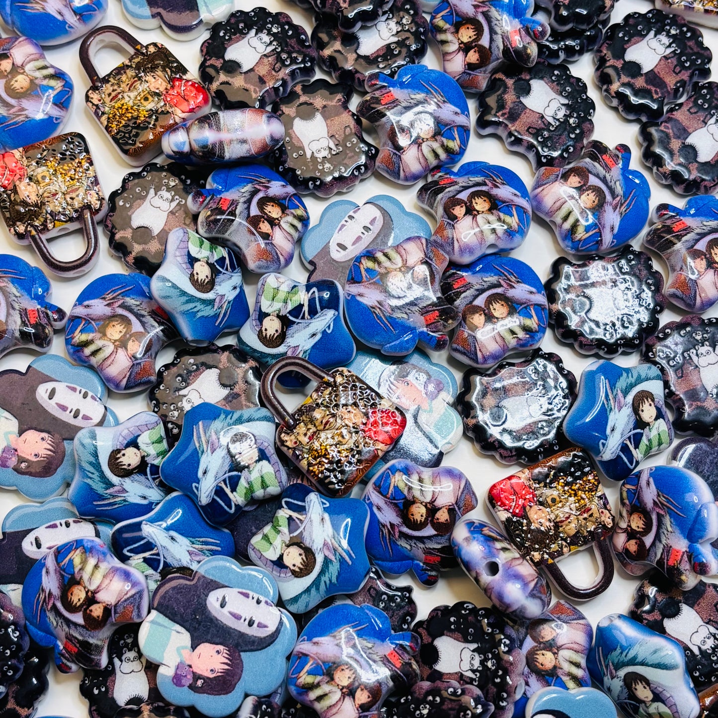 R13 (vendu par 10, aléatoire)