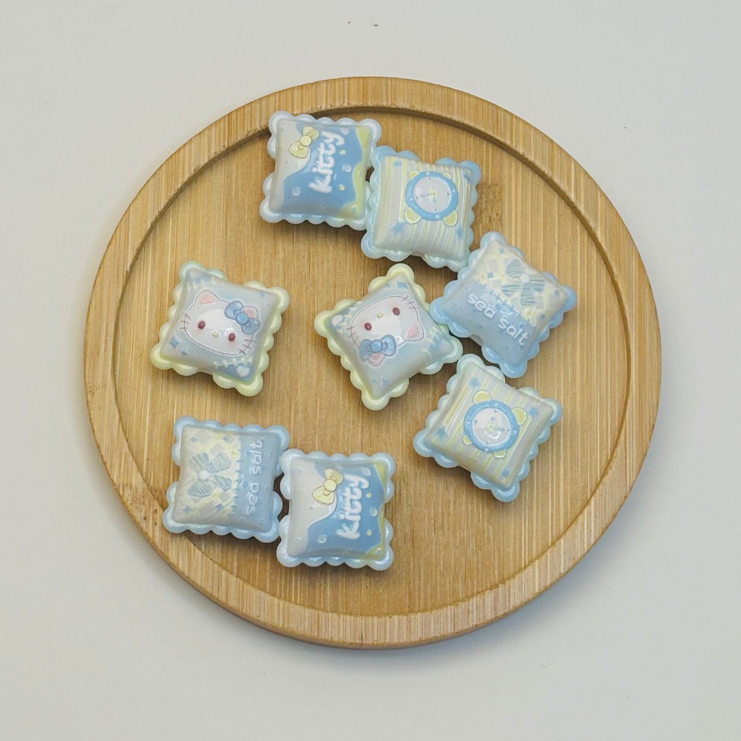 Perles en acrylique - Coussin Bleu Sea Salt Kawaii 🩵