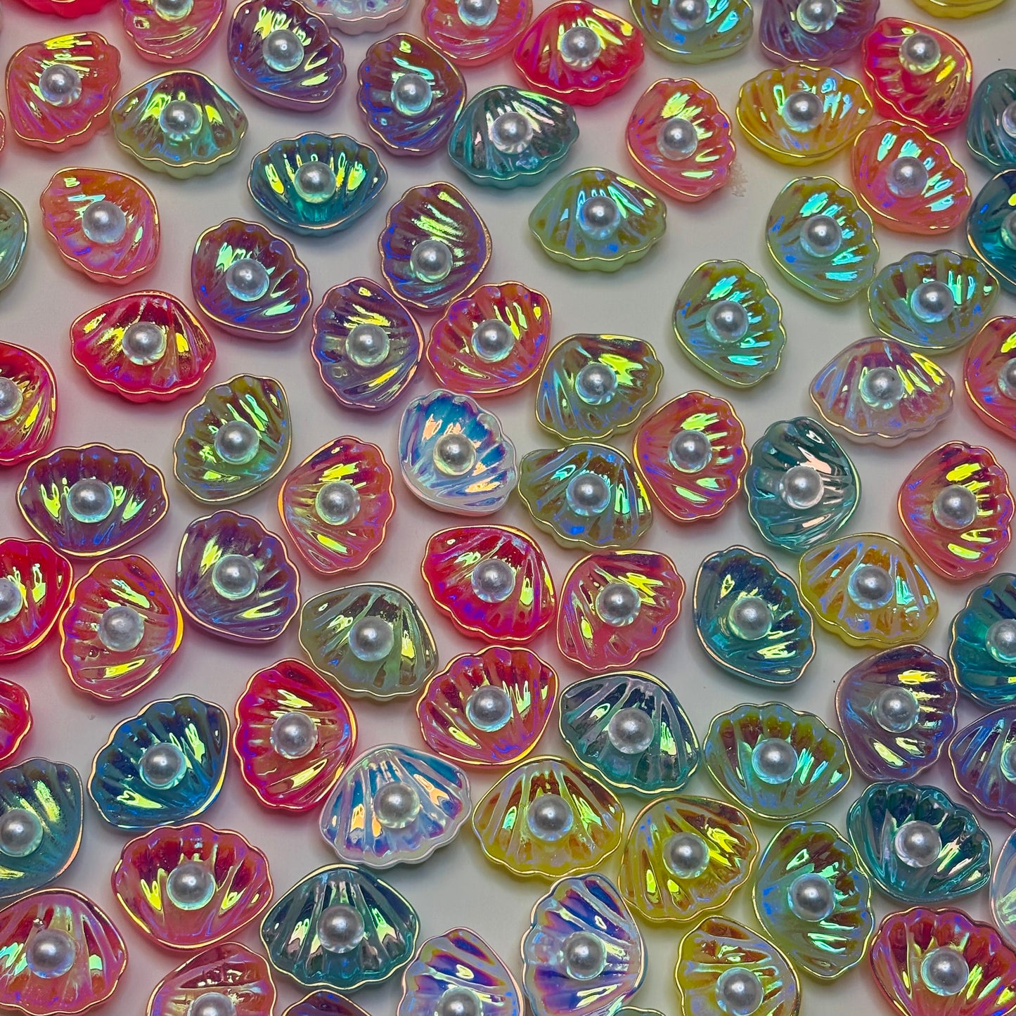 Charms Coquillage Nacré Irisé 🐚✨