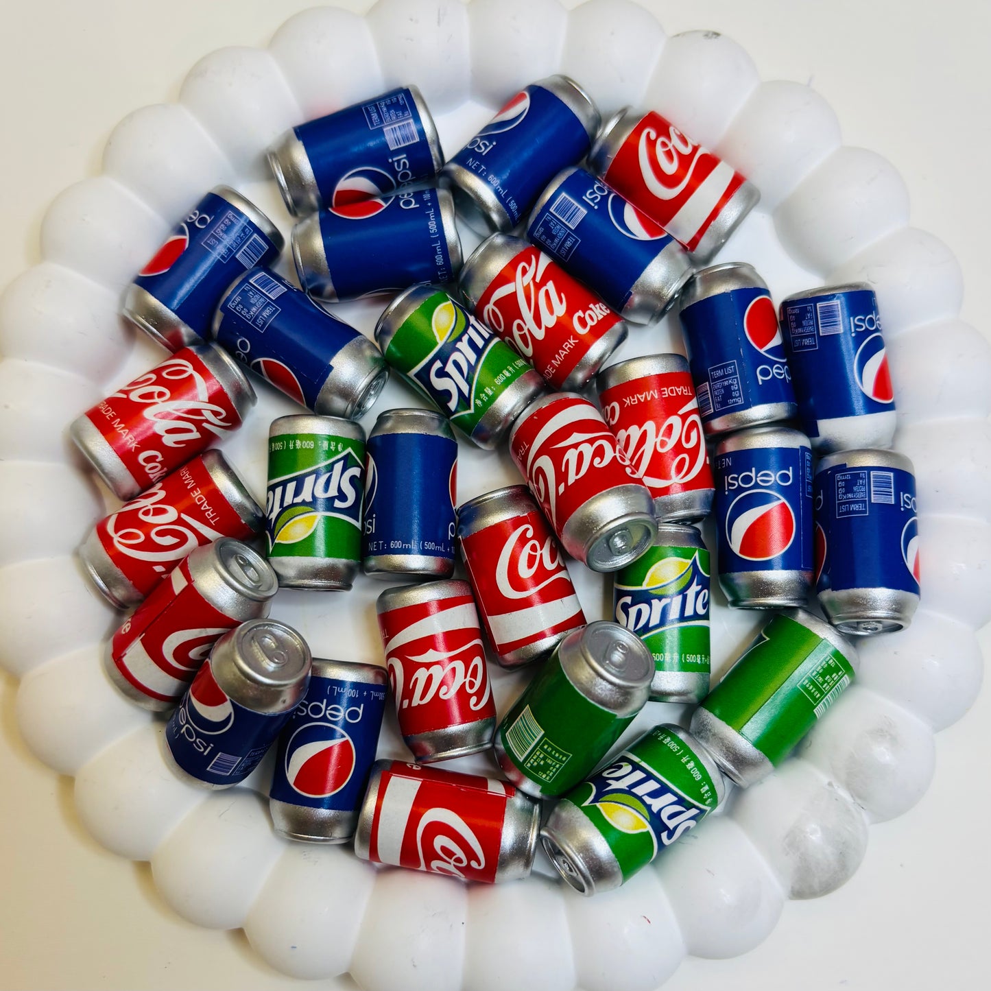 Charms en résine - Soda Can Mix (Par 5, 10 ou 20) 🌸