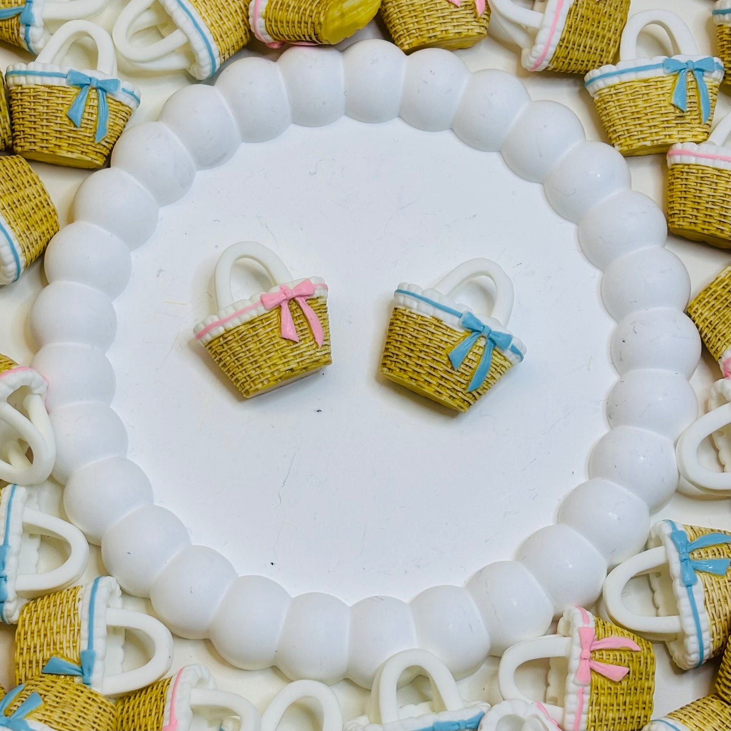 Miniature en Résine - Jolie panier 🧺 (A l’unité)