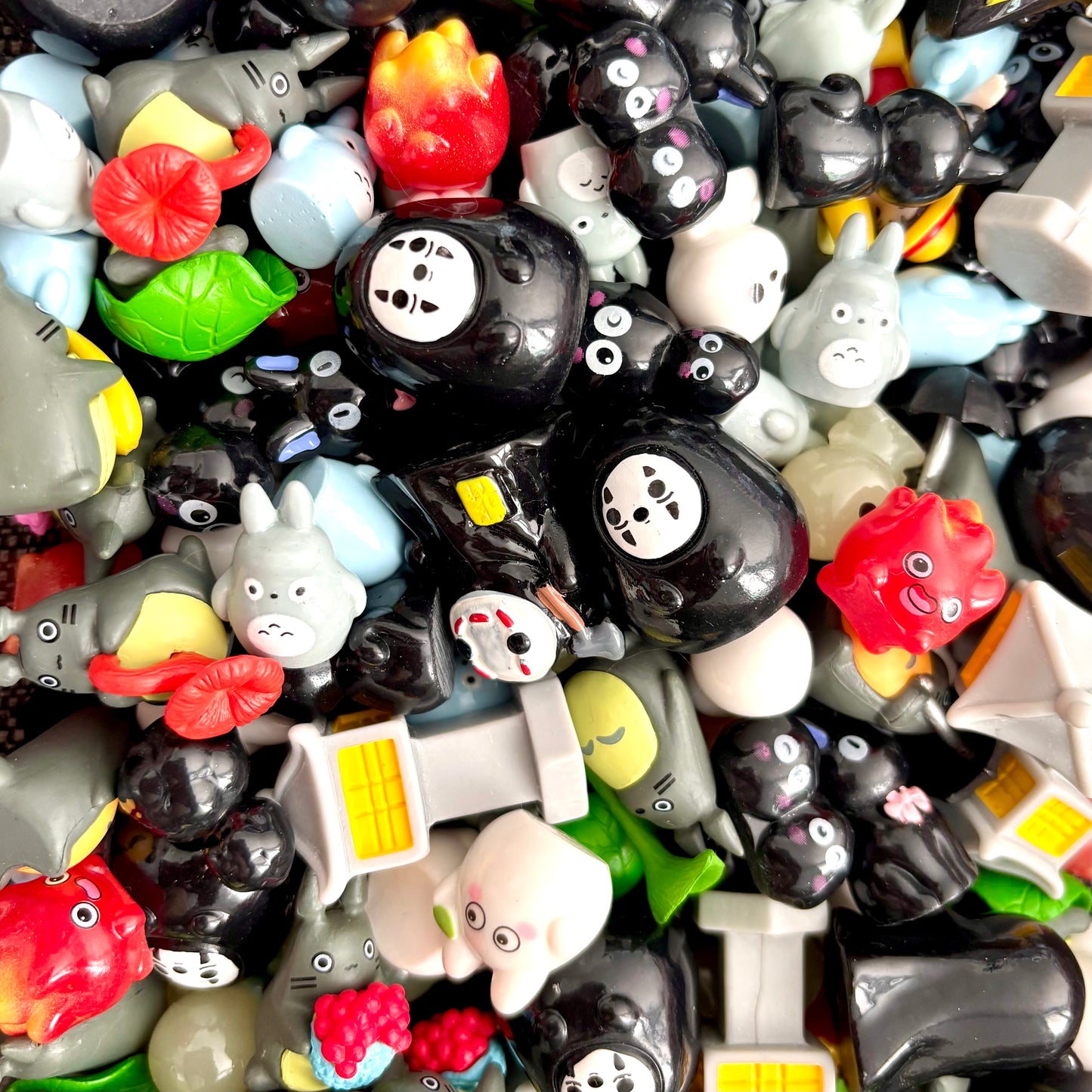 ✨ Miniatures & Charms