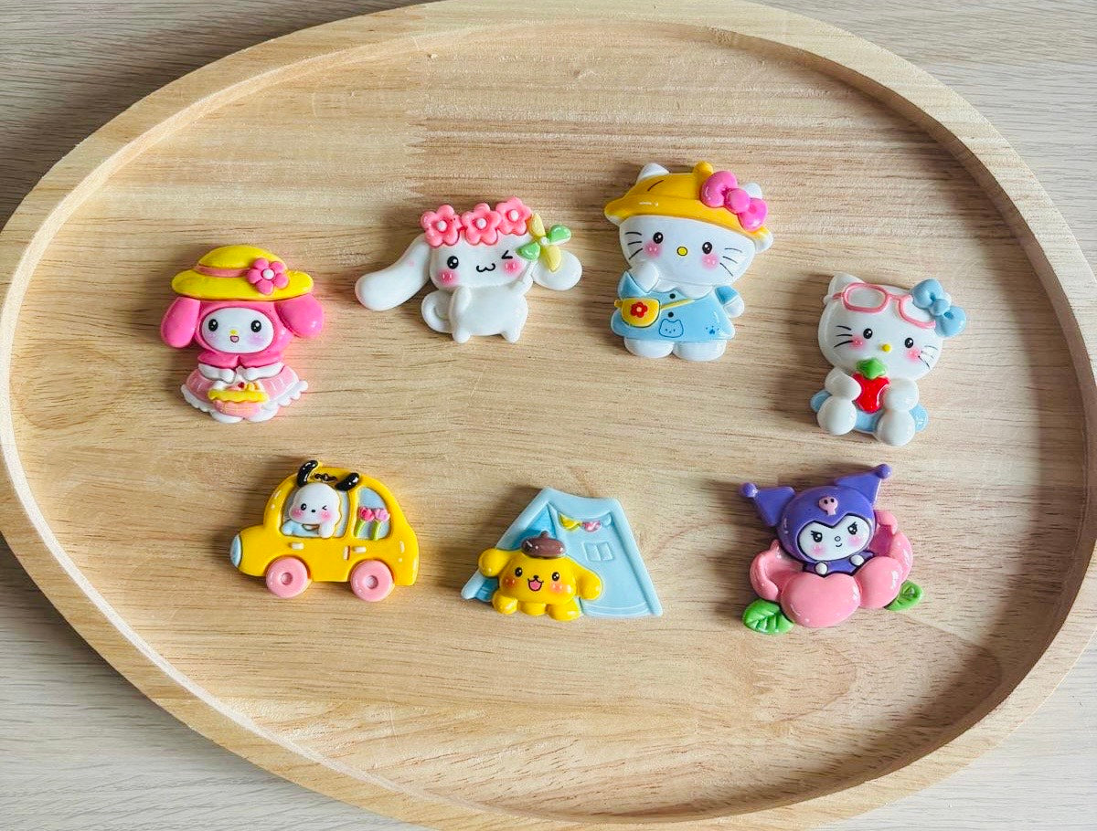 Maxi charms