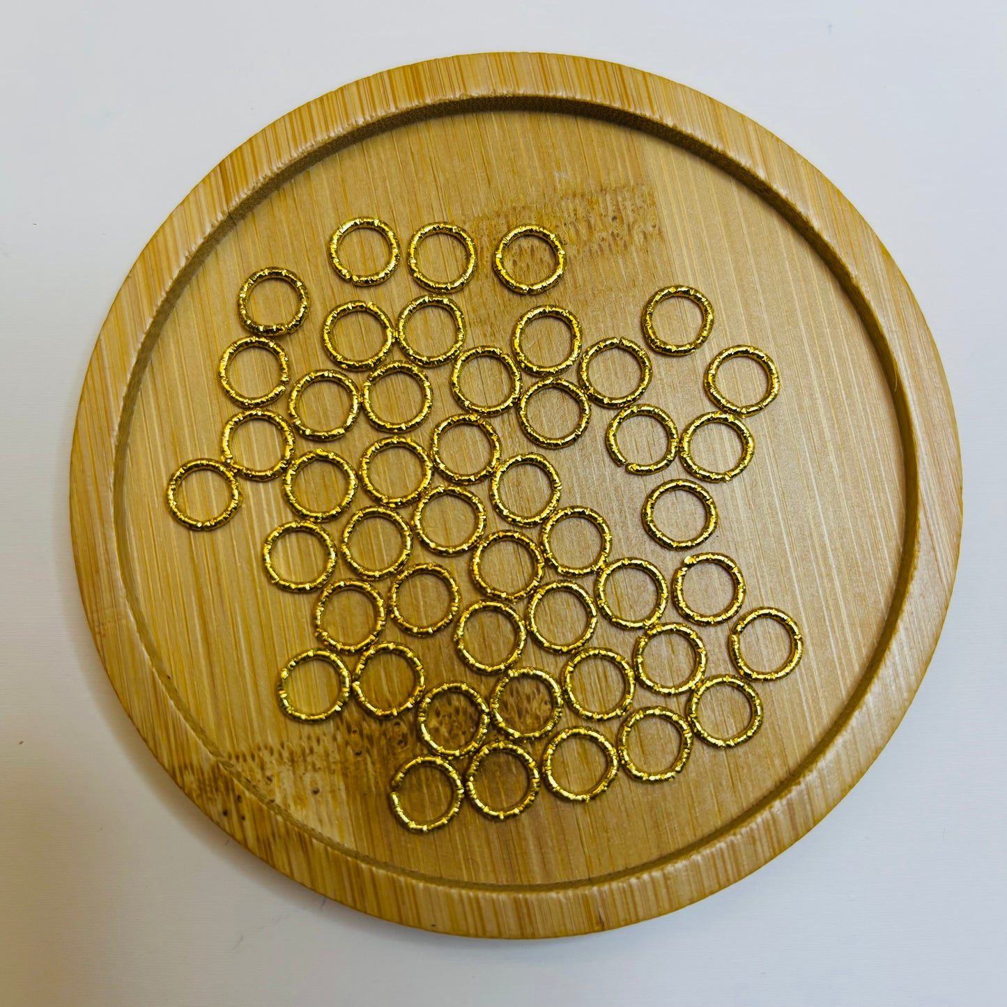Textured connection ring