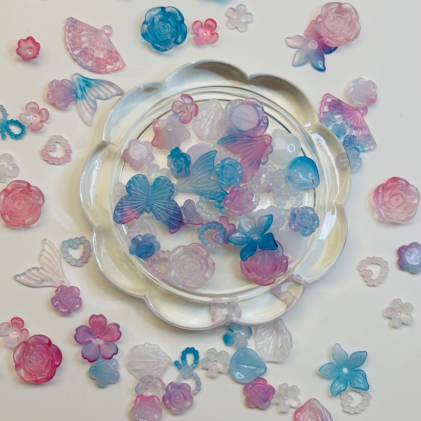 Mix perles & charms acryliques - Assortiment Kawaii 🌸✨
