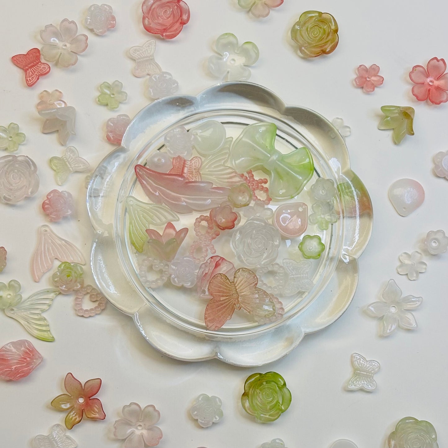 Mix perles & charms acryliques - Assortiment Kawaii 🌸✨
