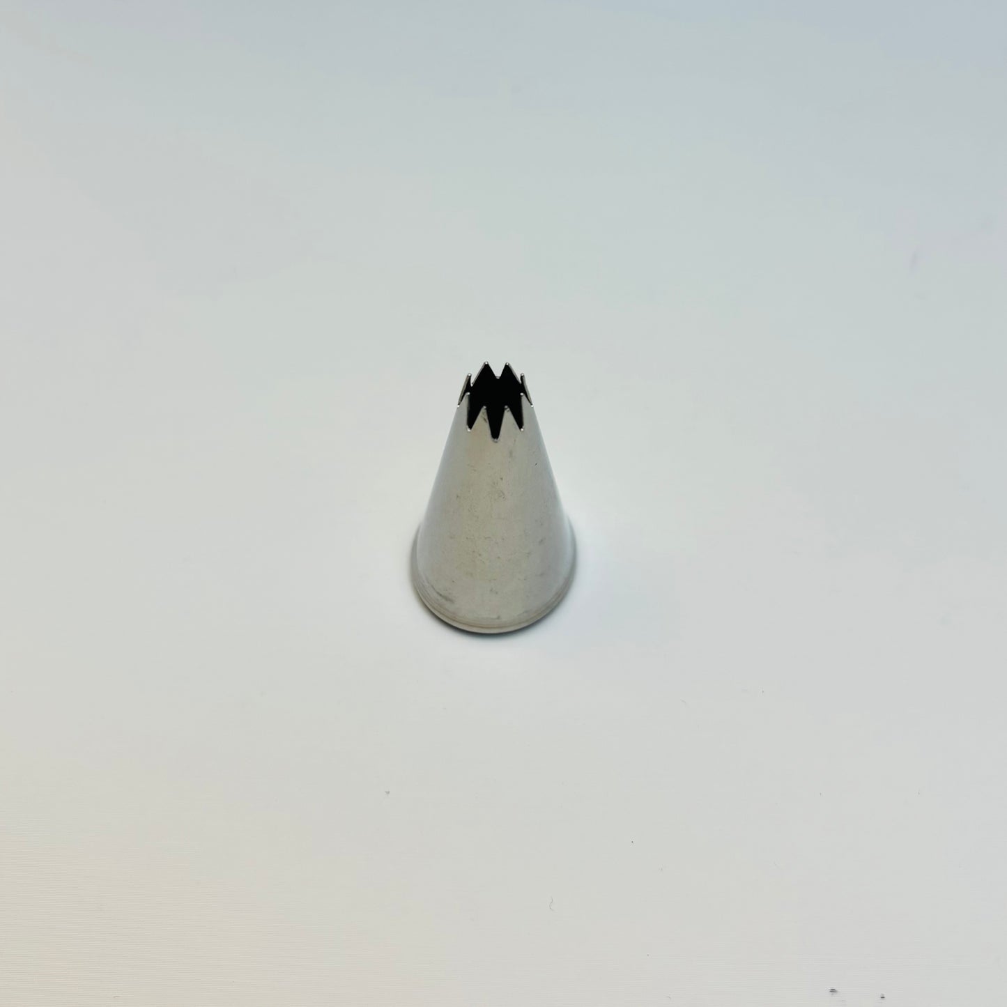 Embout pour colle crème