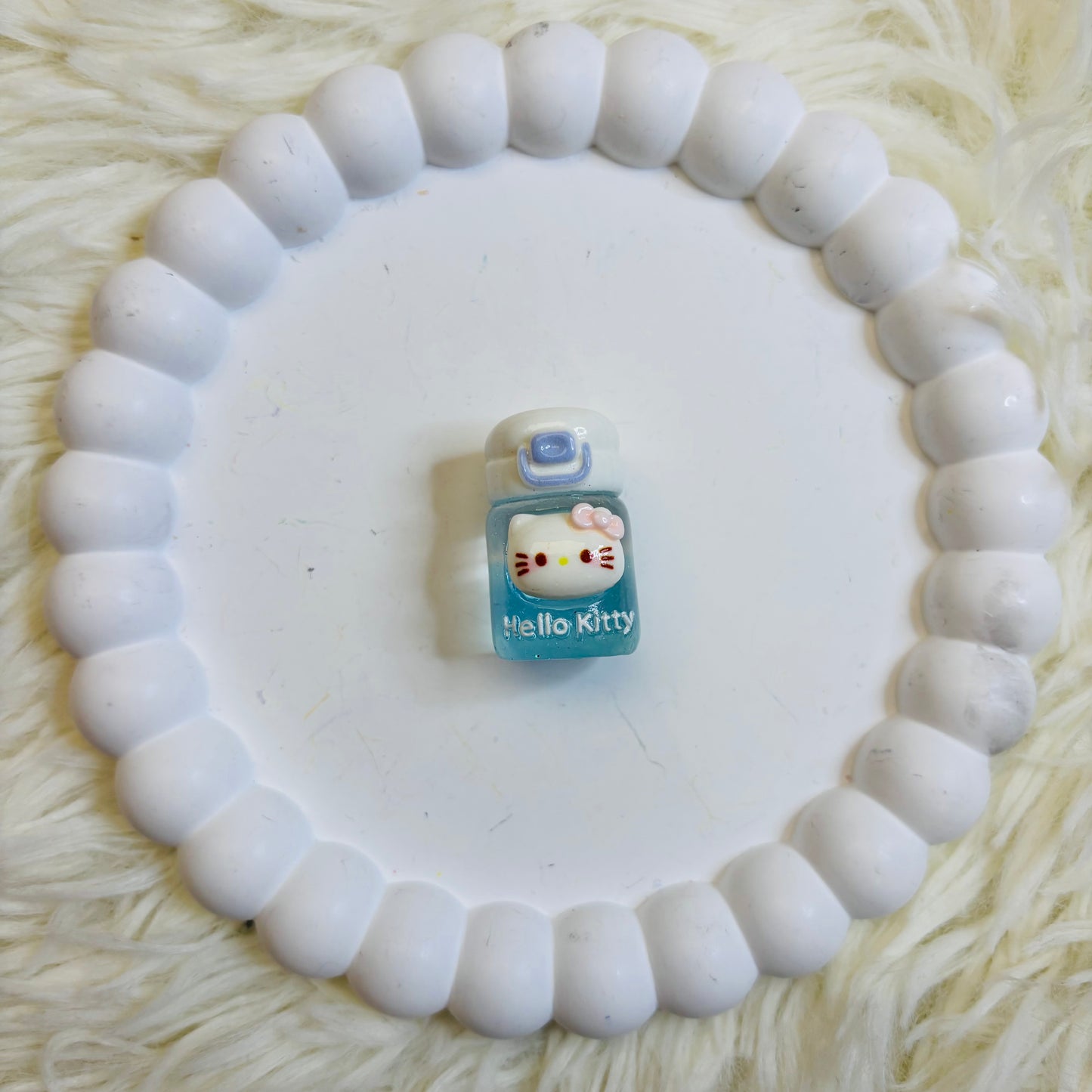 Miniature en résine - HK Pastel Bottle (Vendu à l’unité) 🌸