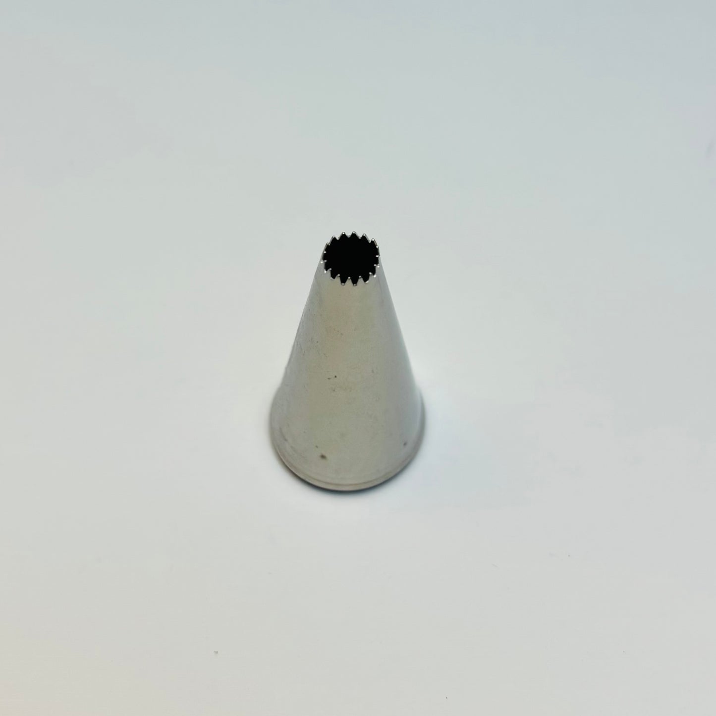 Embout pour colle crème