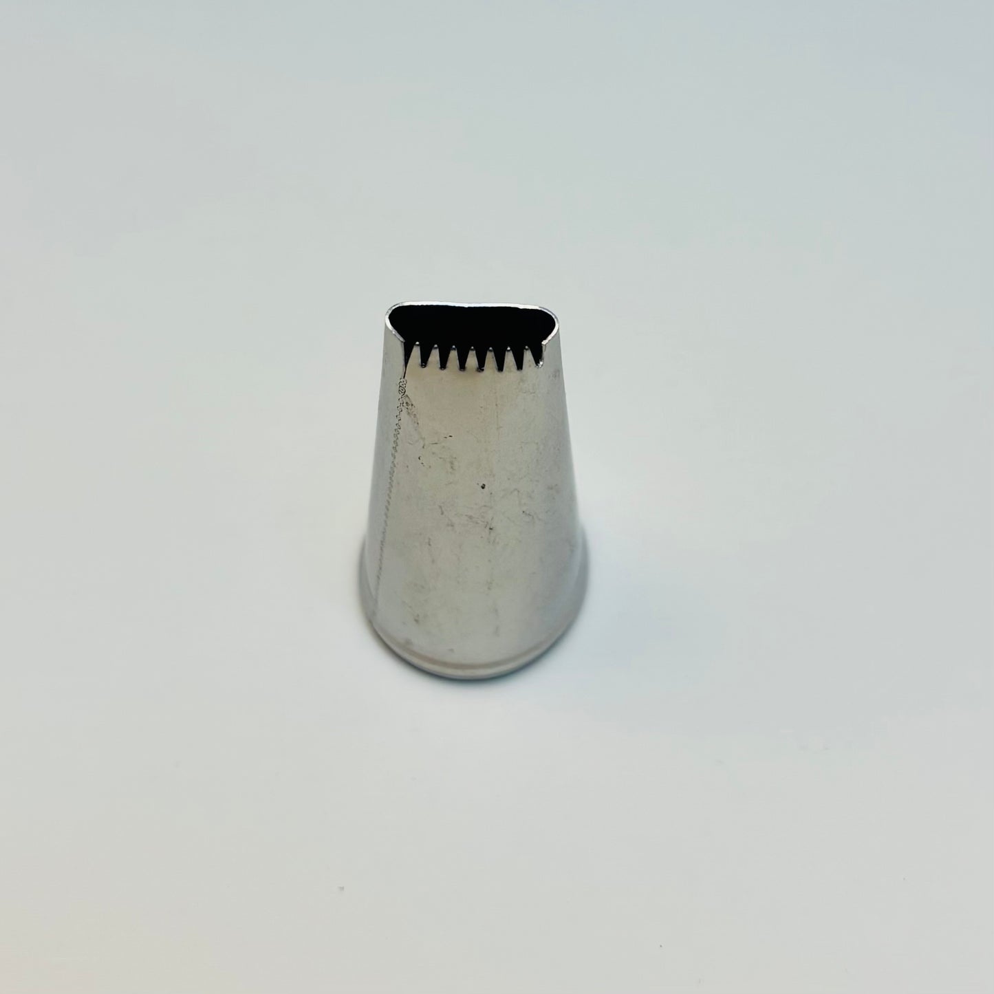 Embout pour colle crème