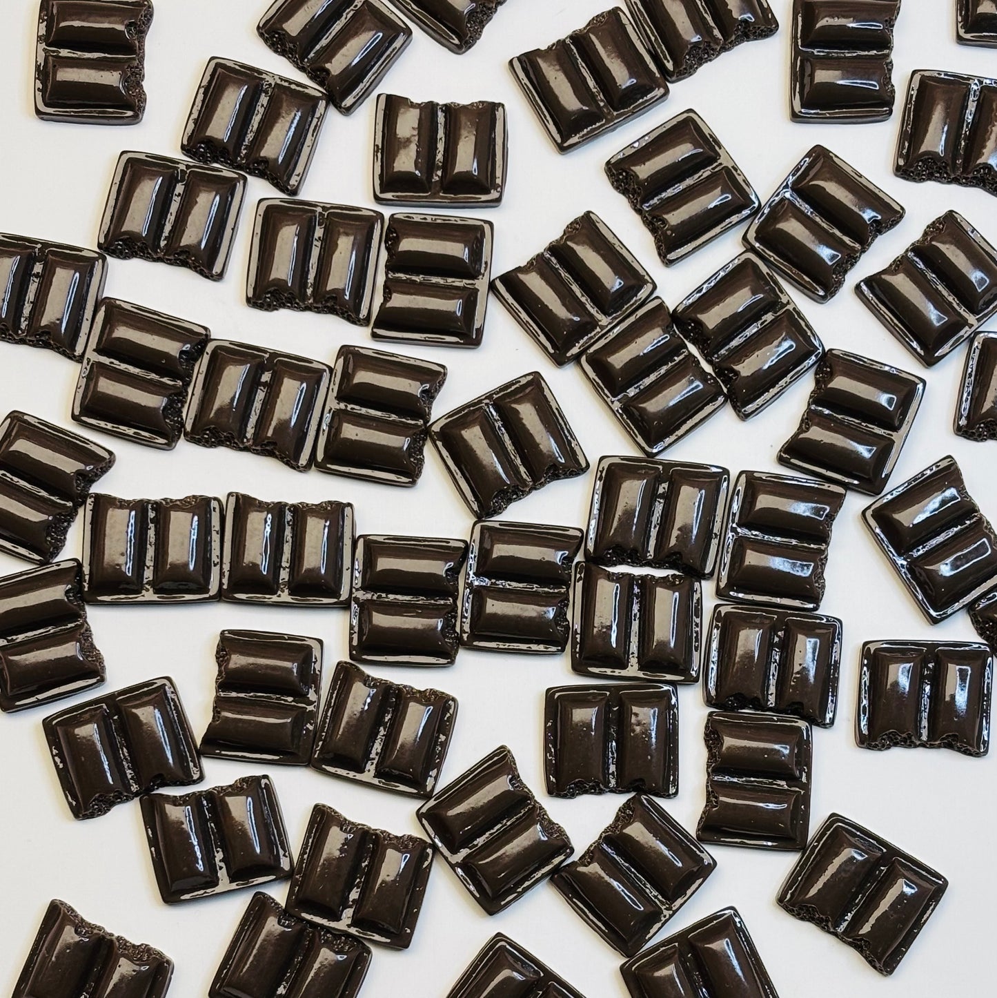 Charms en résine - Carrés de Chocolat 🍫✨