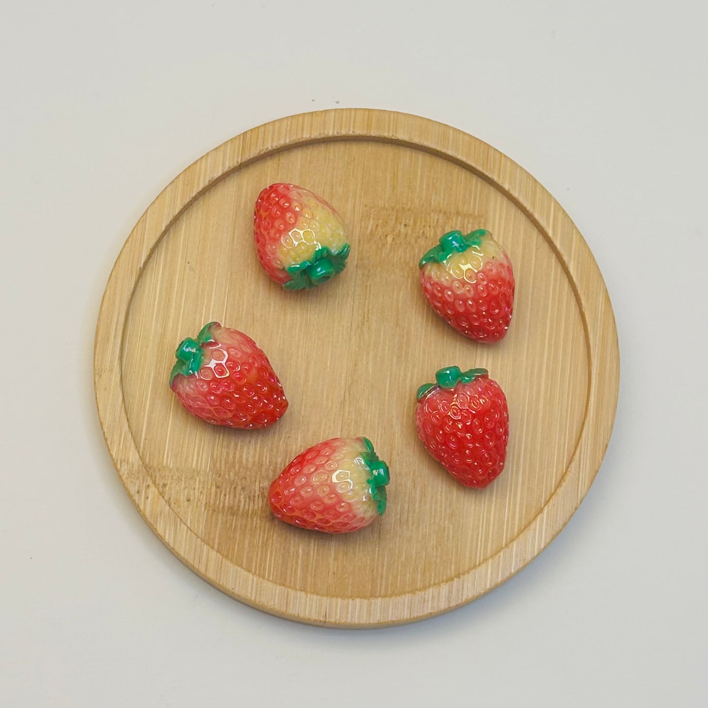 Perles en acrylique - Fraise Rouge 🍓