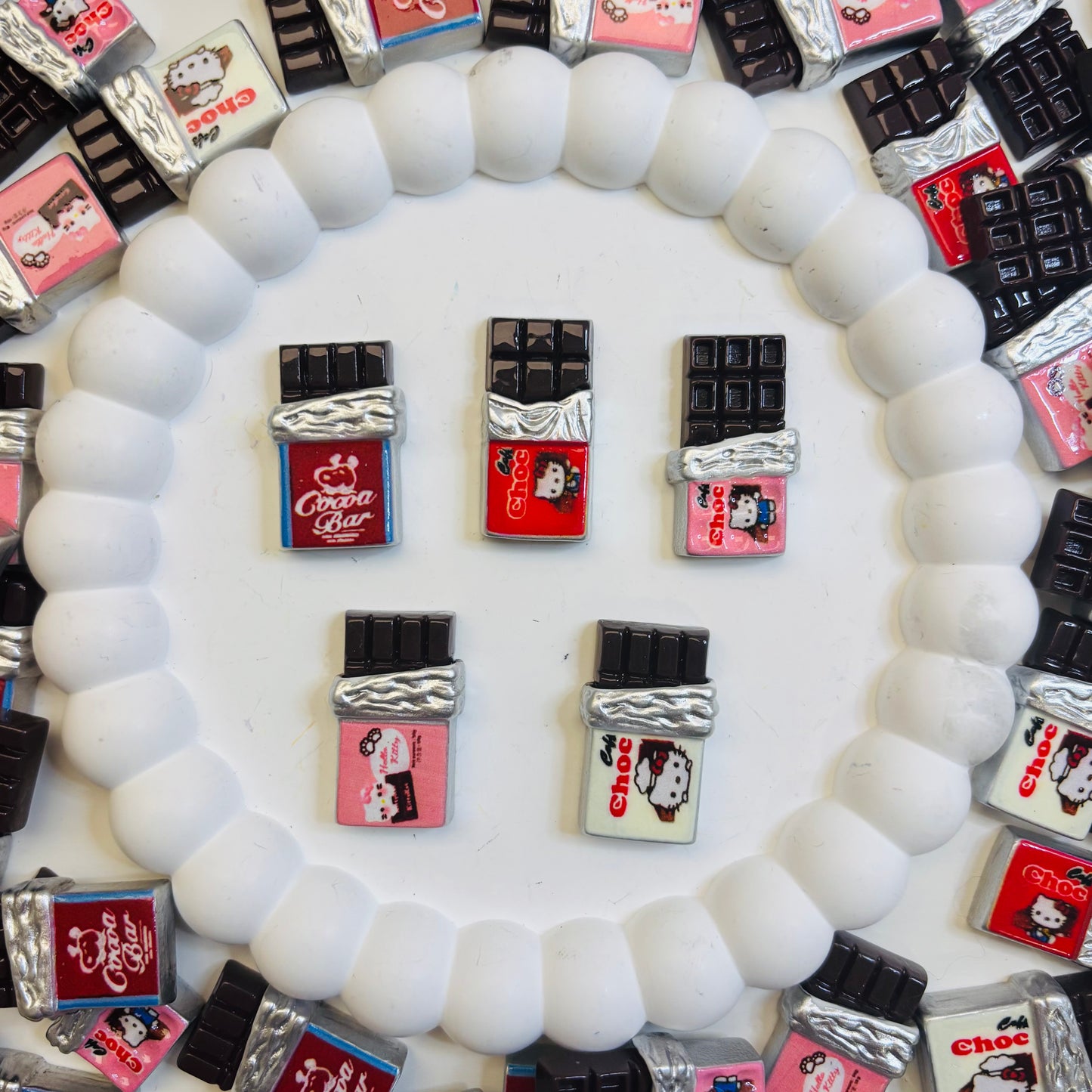 Charms en résine - Choco HK (par 5, 10 ou 20) 🌸