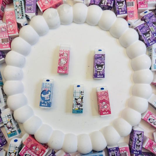 Charms en résine - Sansan Milk (par 5, 10 ou 20) 🌸