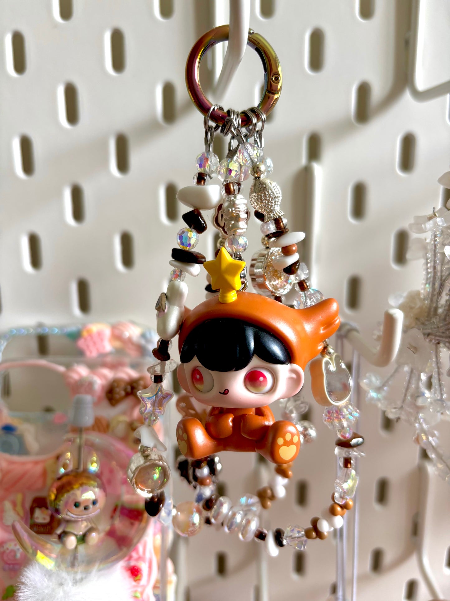 🌸 Porte-clé avec figurine