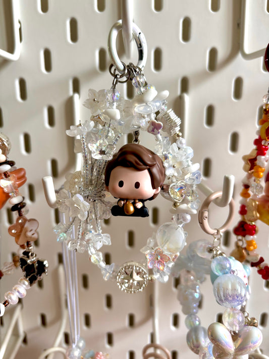 🌸 Porte-clé avec figurine
