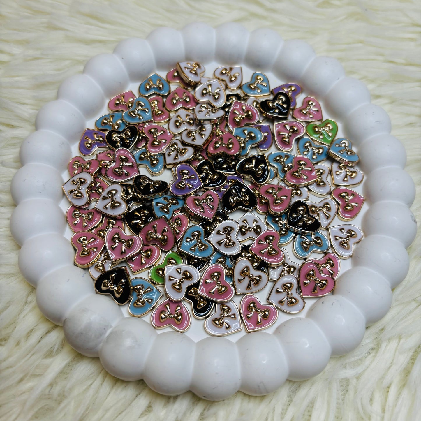 Sachet de Charms Acrylique Kawaii – Lot de 10g (~40 à 70 pièces)